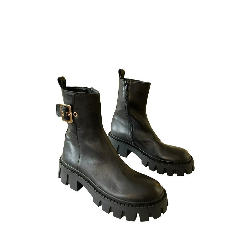 Steve Madden Sameera Black Leather Combat Lug Boots Gold Buckle Sz 9 NEW